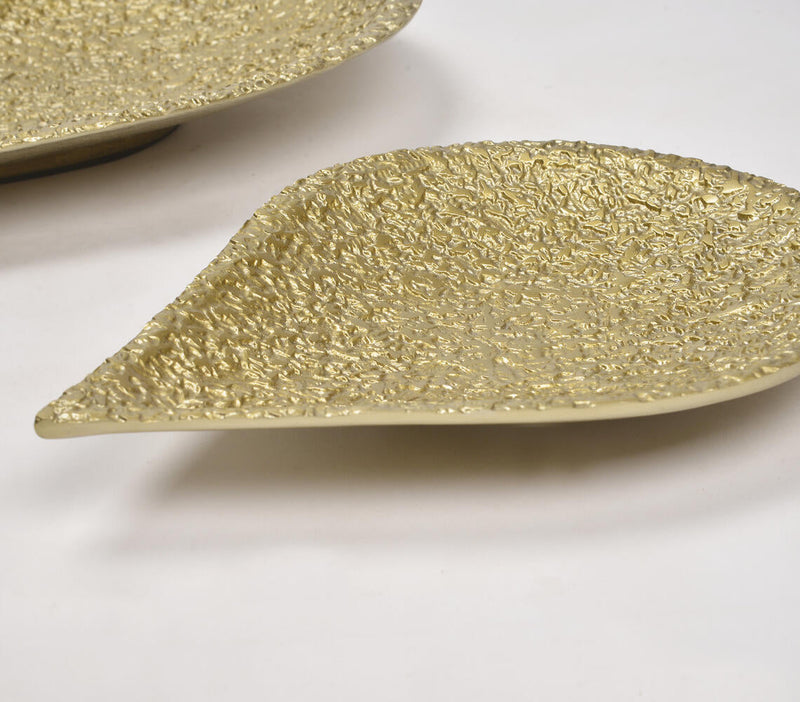 Lacquered Aluminium Drop-Shaped Decor Dishes (set of 2)