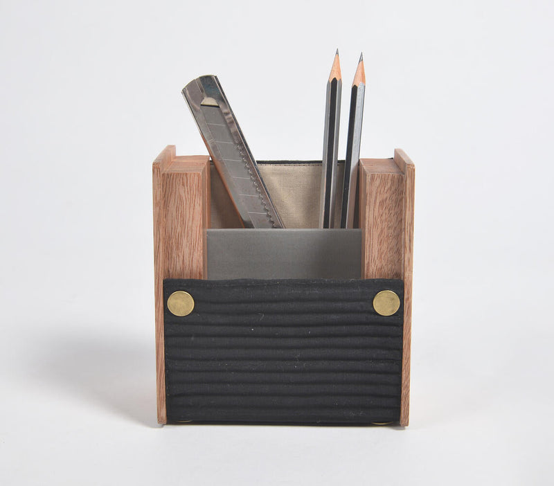 Upcycled DIY Grey Pen Stand